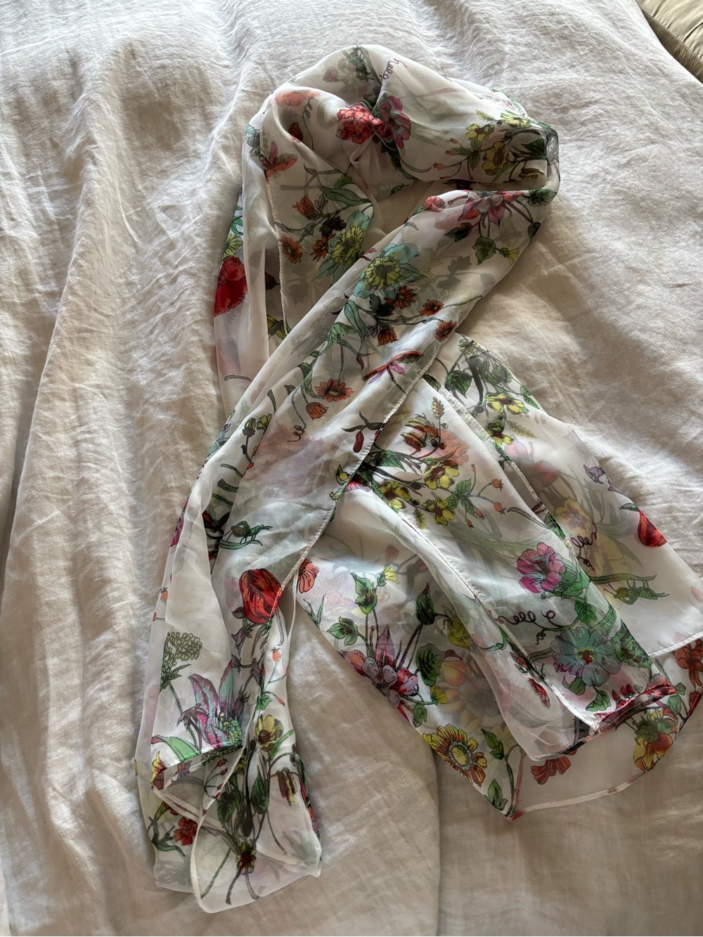 Large chiffon copy of gucci design Floral Scarf /wrap